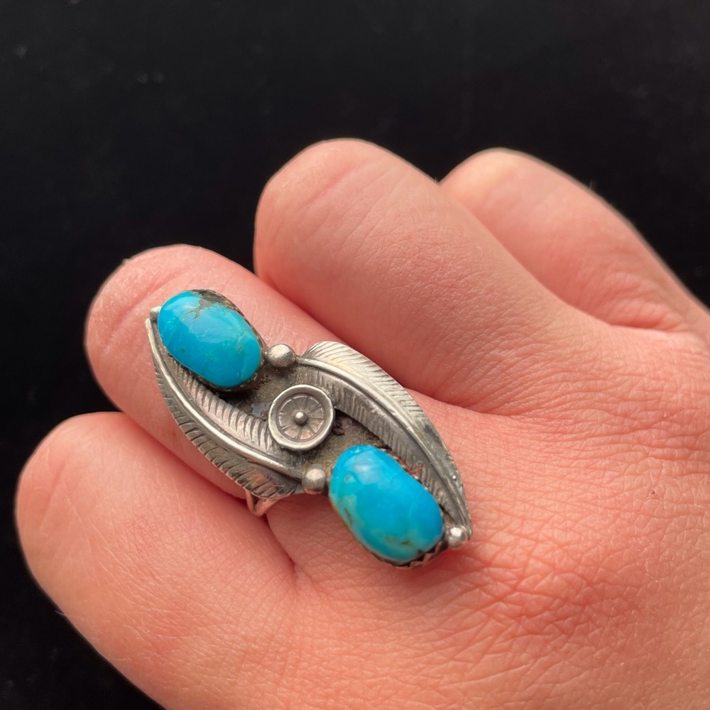 Vintage sterling silver Turquoise  blossom ring